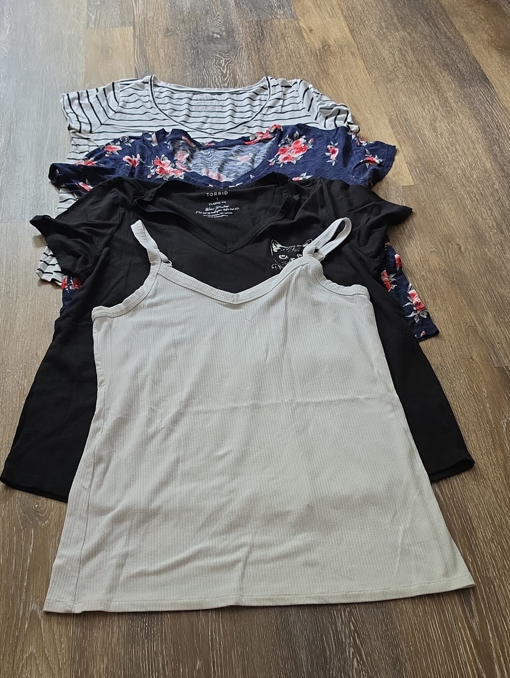 torrid White Ribbed Tank Layered Set with Black Tee & Navy Floral Top
